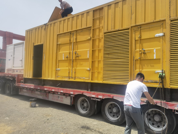 宿松除了负载情况和发动机维护，还有哪些因素会影响 200kw 柴油发电机的油耗？