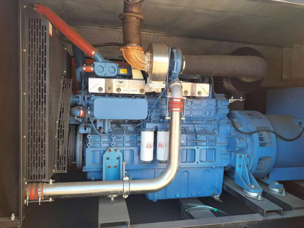 宿松柴油发电机组一般有几种电压输出？