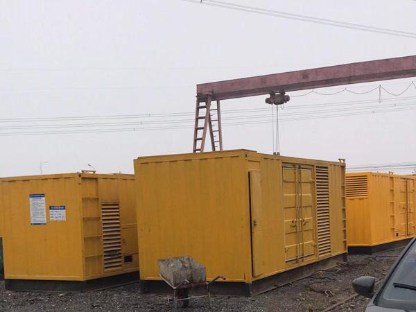 宿松100kw柴油发电机组每小时油耗？